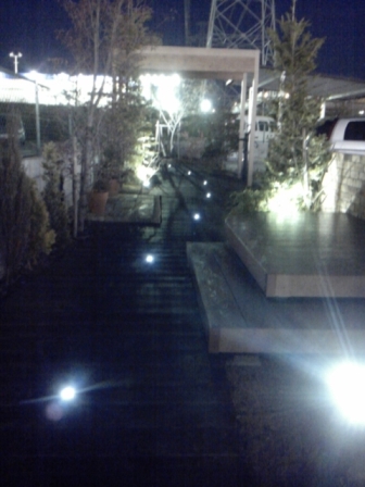 北町店の庭の夜.jpg 北町店の庭の夜.jpg