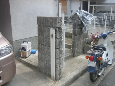 クローズな門周り クローズな門周り