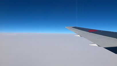 あたりまえですが雲の上は快晴。 あたりまえですが雲の上は快晴。