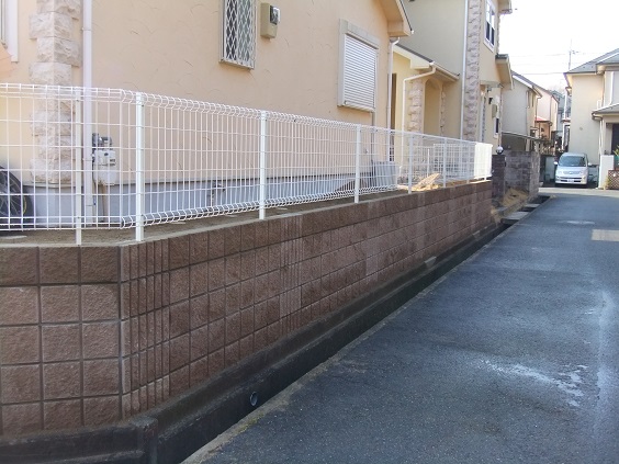 住宅の法面の土留め工事の完工報告 ガーデンプラス神戸 スタッフブログ