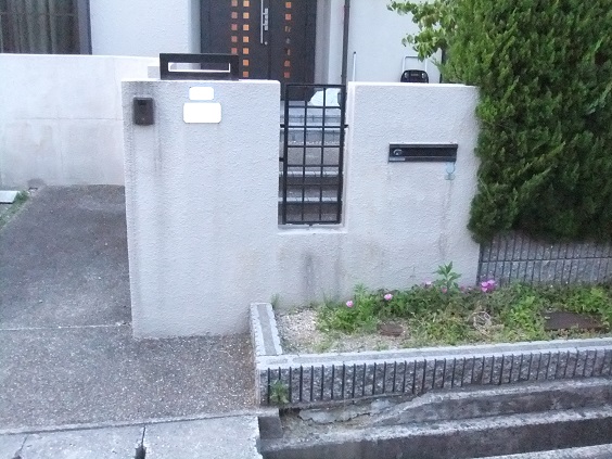 門柱　タイル貼り　セラヴィオ S　神戸市
