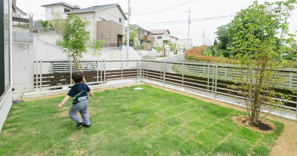 梅雨の晴れ間にのびのびと 子どもが遊べるお庭のご紹介 かんたん庭レシピ