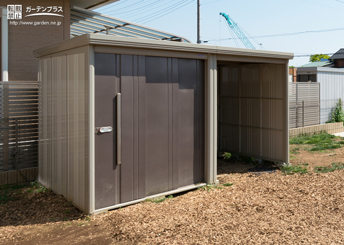 アウトドア用品の収納にもおすすめ 収納力の高い物置 かんたん庭レシピ