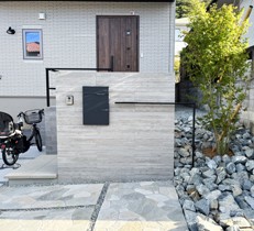 【神戸店】優しいアースカラーが作り出すナチュラルモダンの新築外構工事