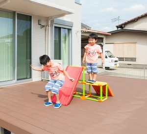 【動画あり】子供の成長に最適な外構は●●目線で考えたお庭！