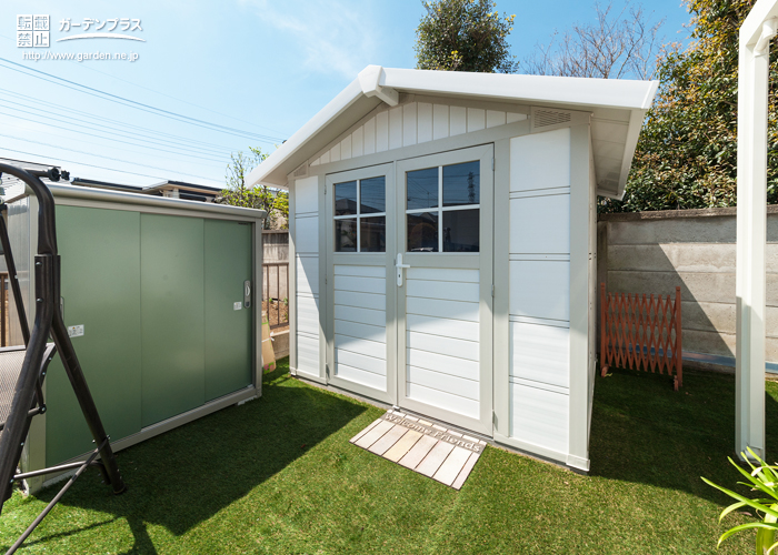 アウトドア用品の収納にもおすすめ 収納力の高い物置 かんたん庭レシピ