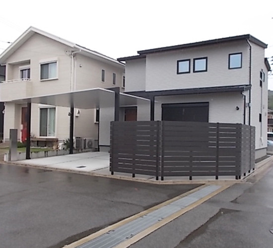住まいと調和する洗練された新築外構工事