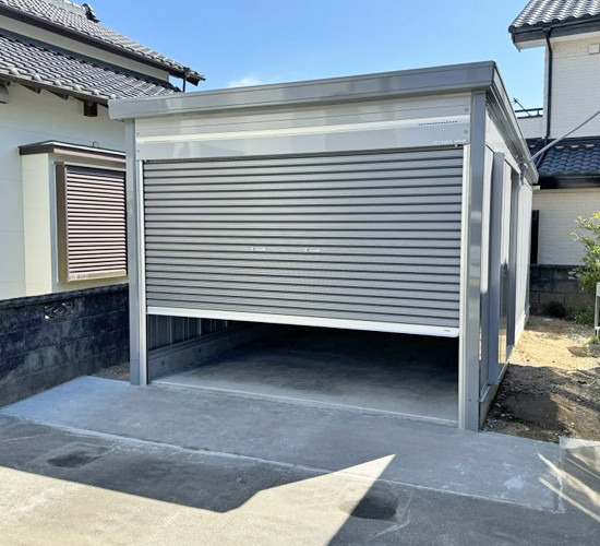 木造ガレージから電動シャッターガレージへの建て替え工事