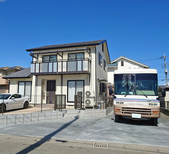 キャンピングカー対応|外構駐車場のサイズアップの施工事例をご紹介!