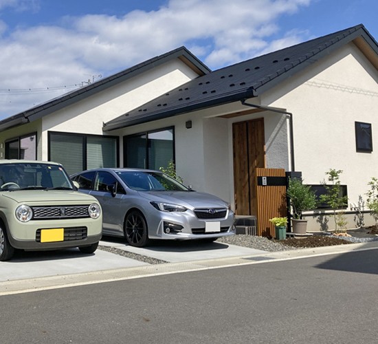 外構費用はどうやって抑えるの？工夫上手な平屋の新築外構事例をご紹介します！