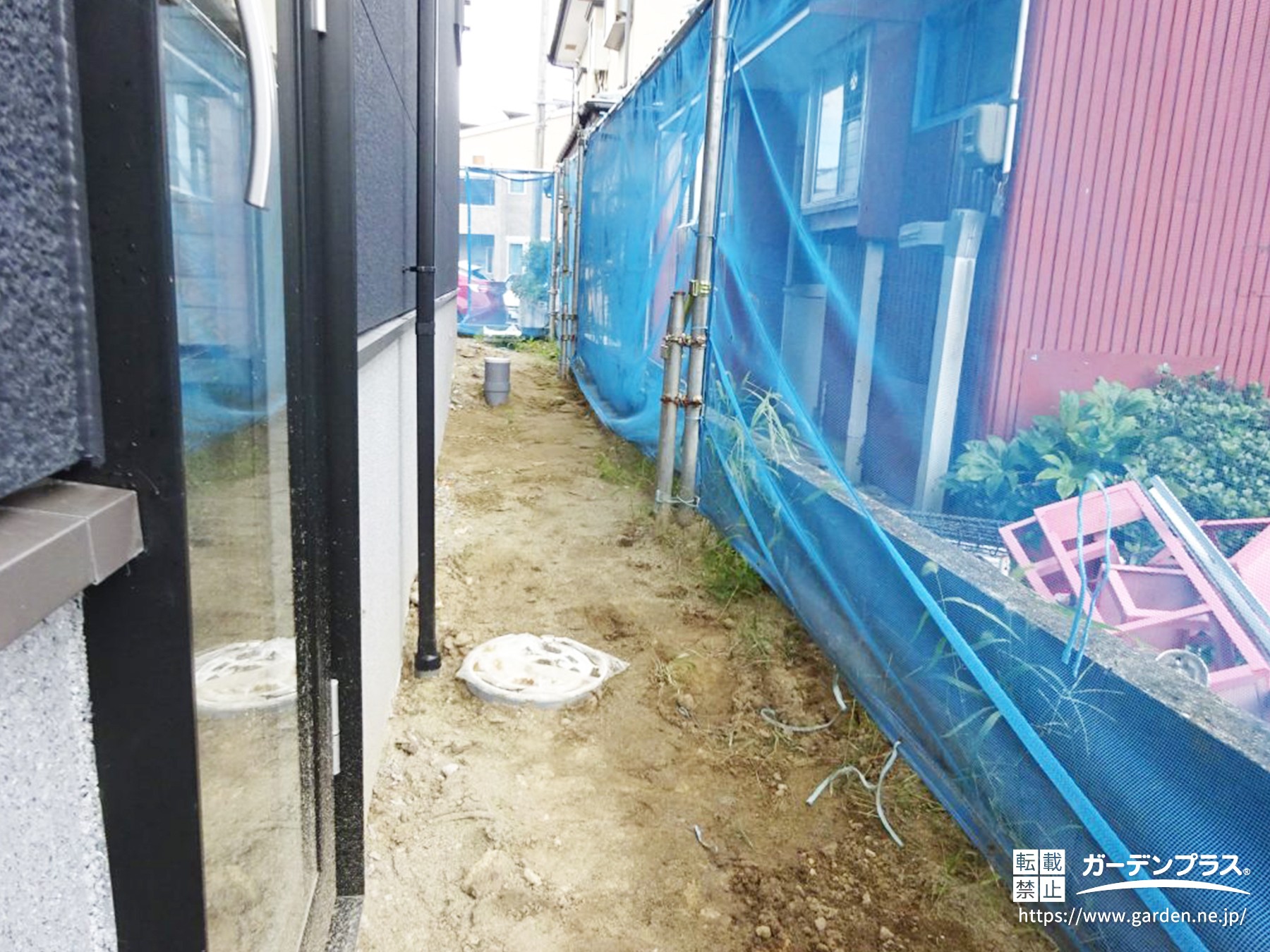 【施工前】掃き出し窓のある通路