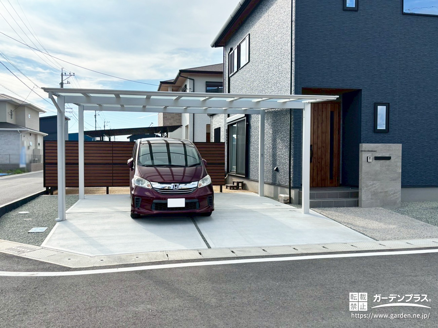 コストパフォーマンスに優れた人気の商品「Value Select ソリッドポート ワイド 巾5417mm 奥行5002mm ロング柱」