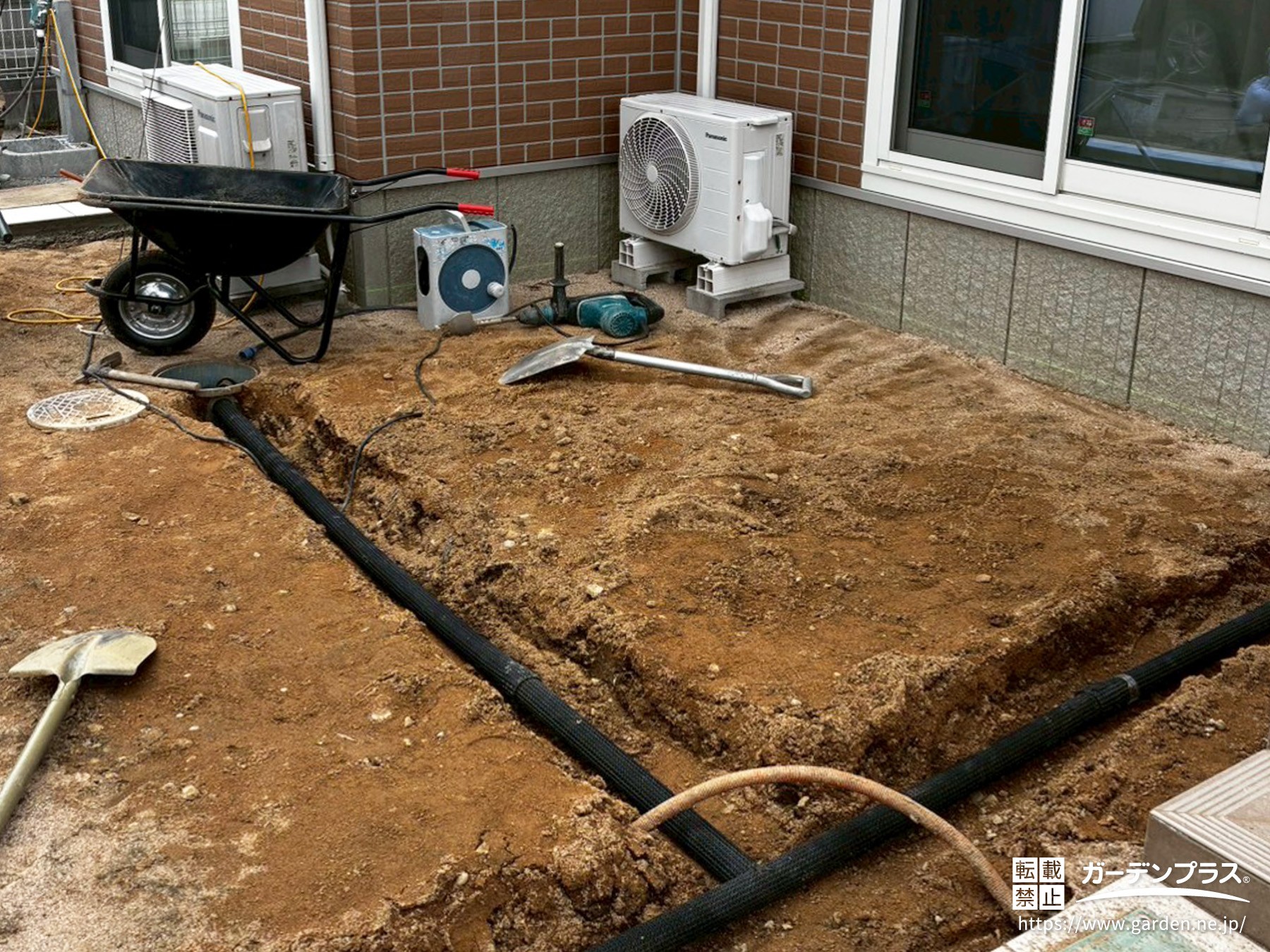 お庭整地の様子