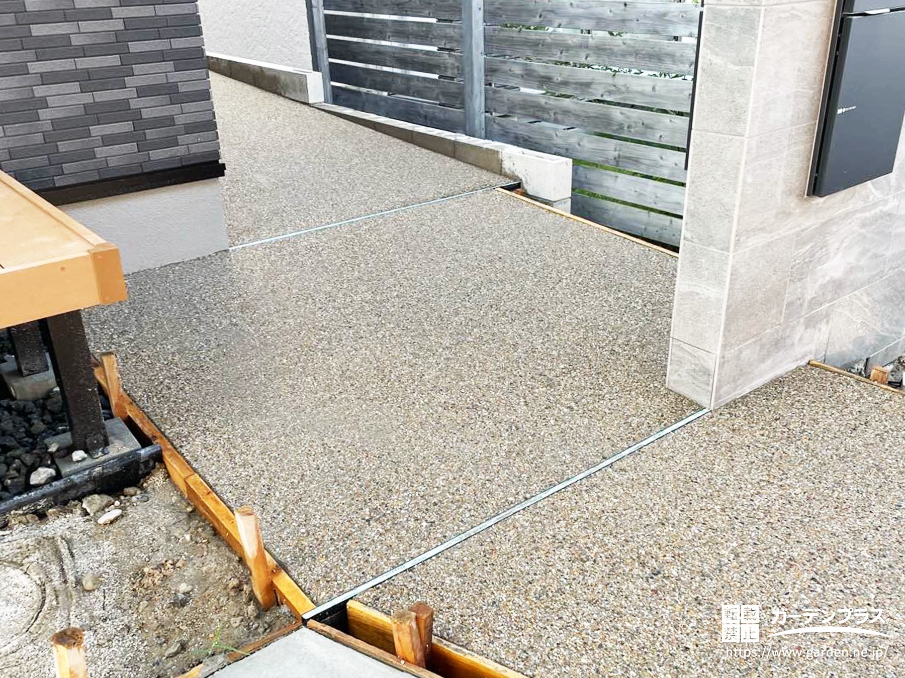 洗い出し仕上げ