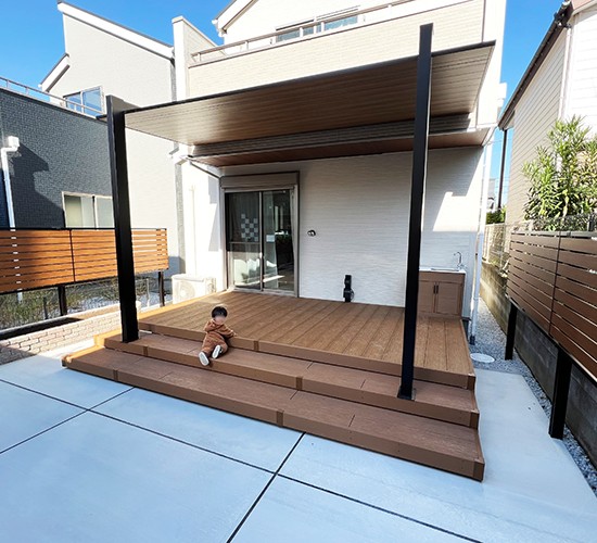 庭の水はけ改善とぬかるみ対策!コンクリートとウッドデッキで寛ぎの空間へ外構リフォーム工事