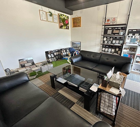 祝日も営業しています！ガーデンプラス広島・4月のお庭無料相談会のお知らせです