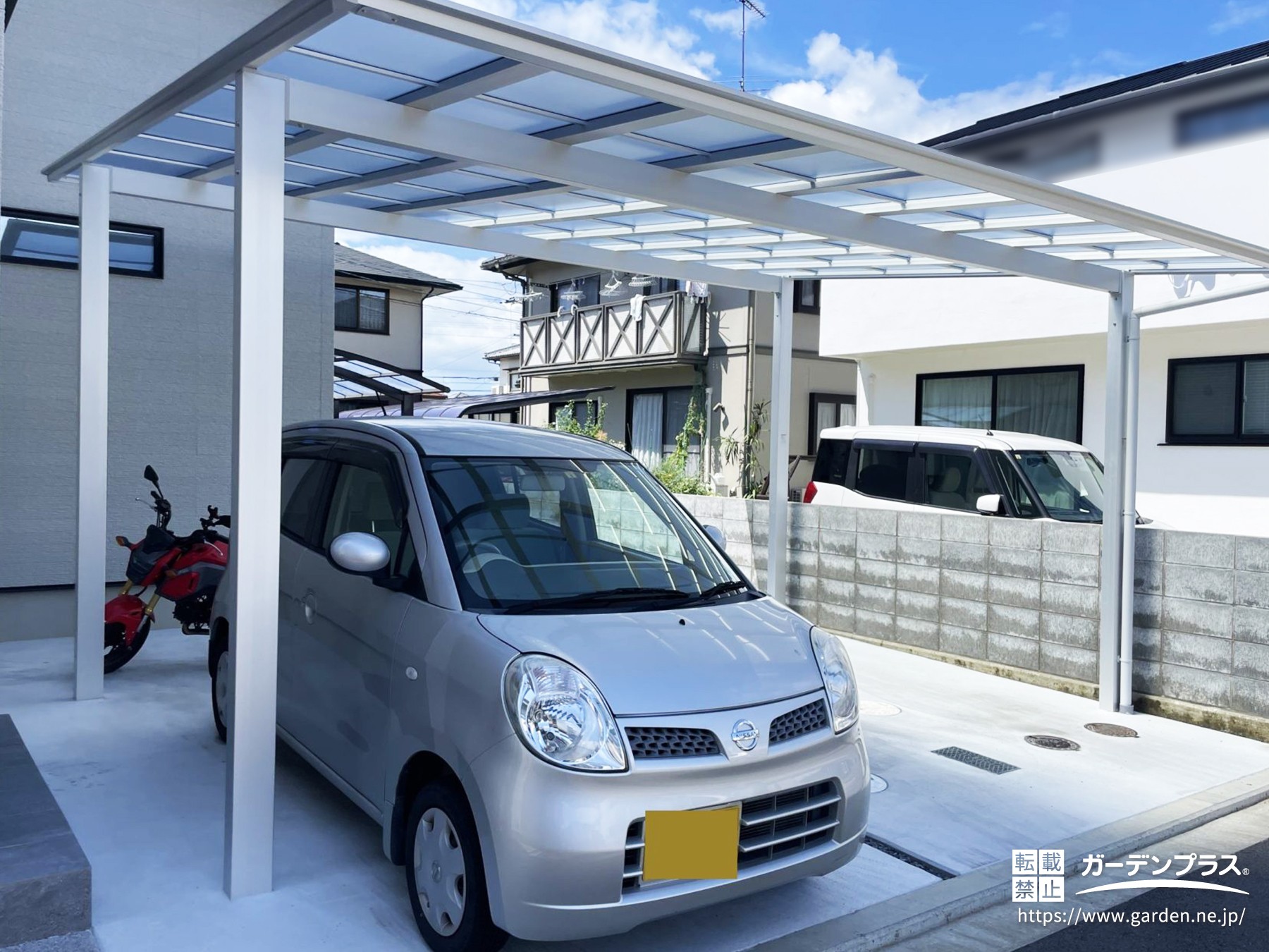土間コンクリートで舗装した駐車スペース