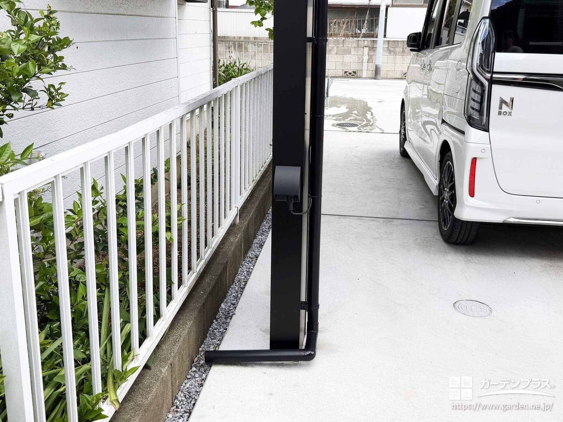 電源を設置したカーポート