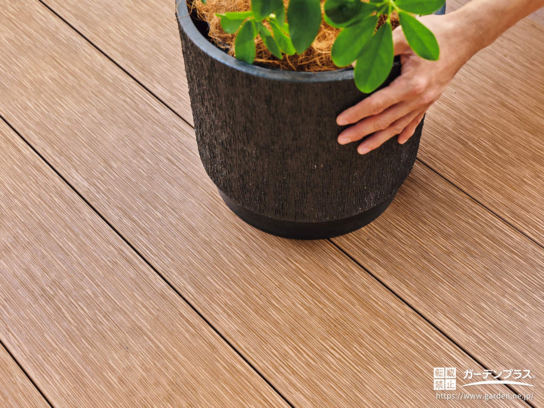 傷がつきずらい表面