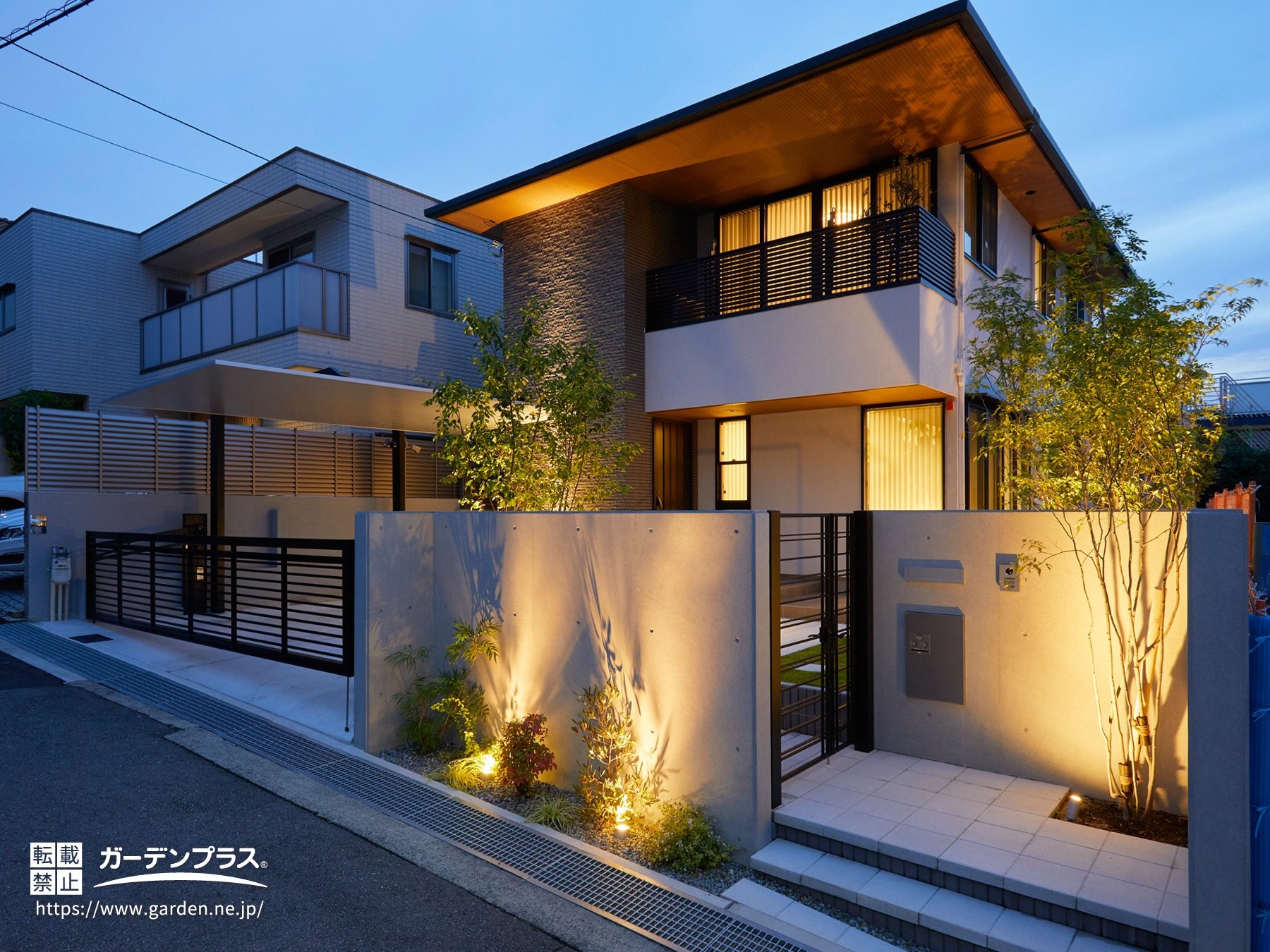 おしゃれな家は「光」が違う!プロが教える外構照明のテクニックと選び方