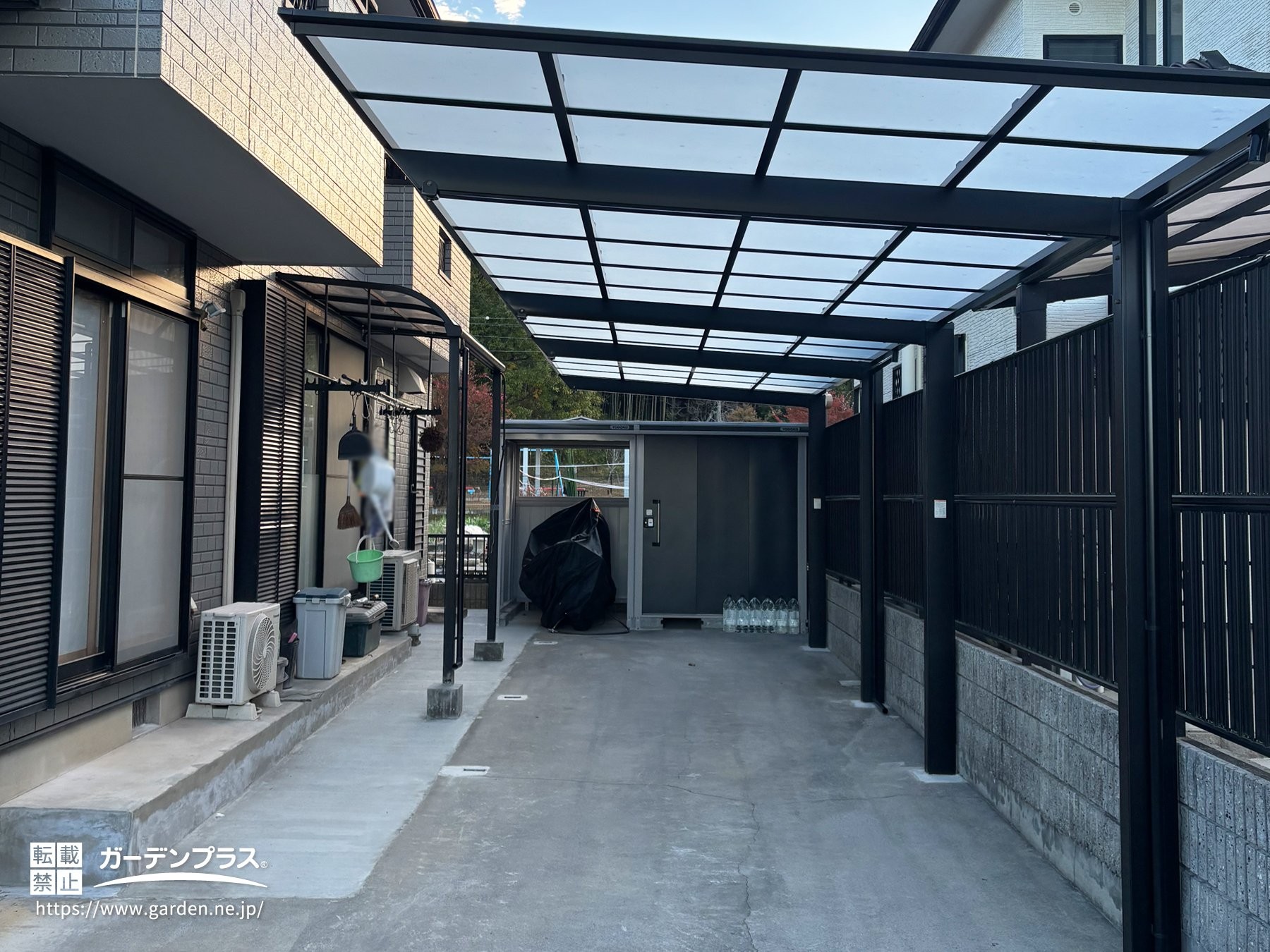 熱線吸収ポリカーボネートのカーポート