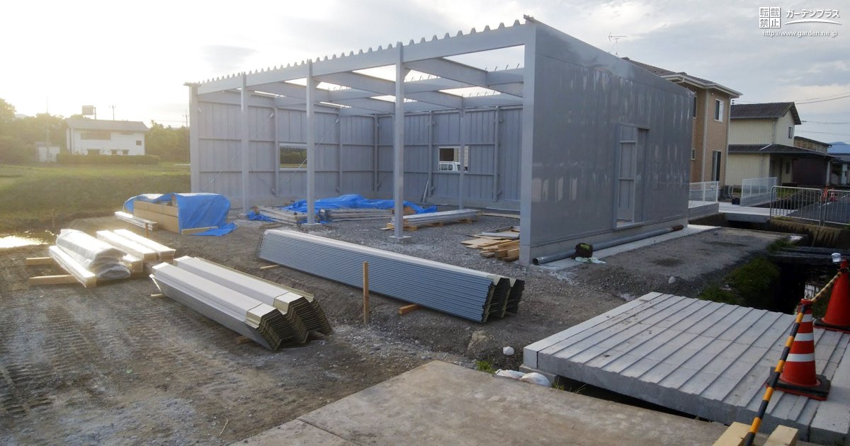 D型倉庫 フレーム 束石