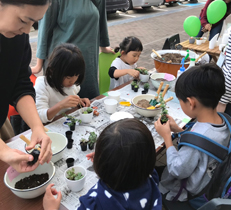 ガーデンプラス神戸垂水にて多肉植物の寄せ植え体験を開催しました♪