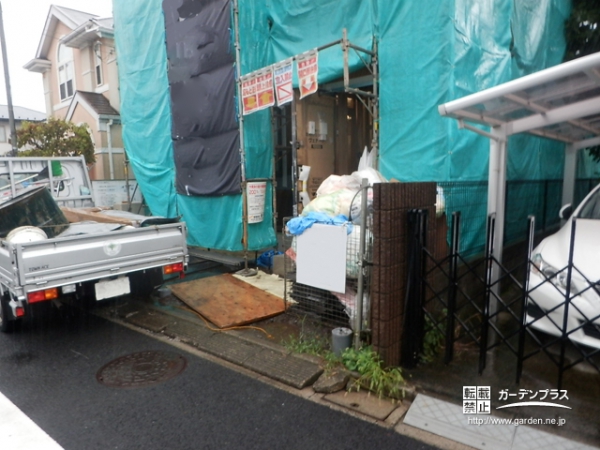 新築工事中の駐車スペース