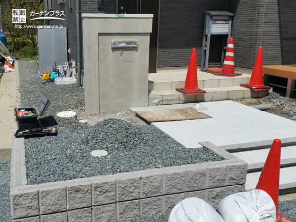 施工前の門まわり