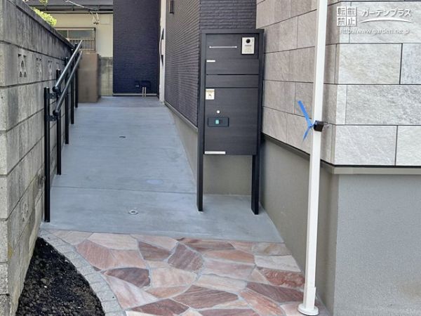 ステンレス切文字表札S・施工事例