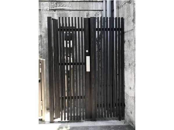 エバーアートウッドフェンス 千本格子扉・施工事例