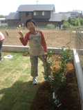 千葉県千葉市花見川区アルプス乙女とシュガープルーンの植樹風景