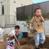 記念樹植樹の様子②