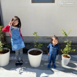 植樹後の記念写真