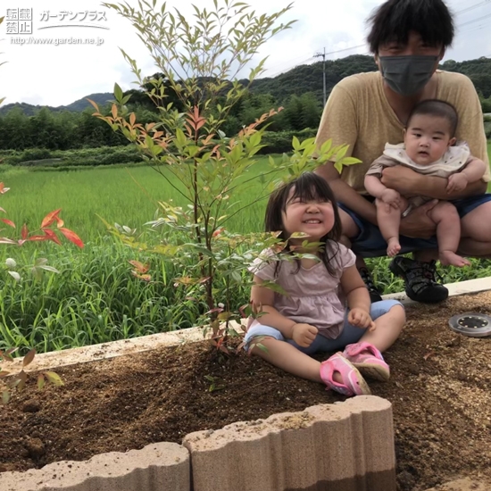 植樹後の記念写真