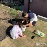 記念植樹の様子