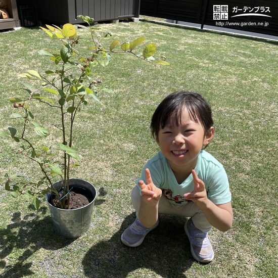 記念樹と記念撮影①