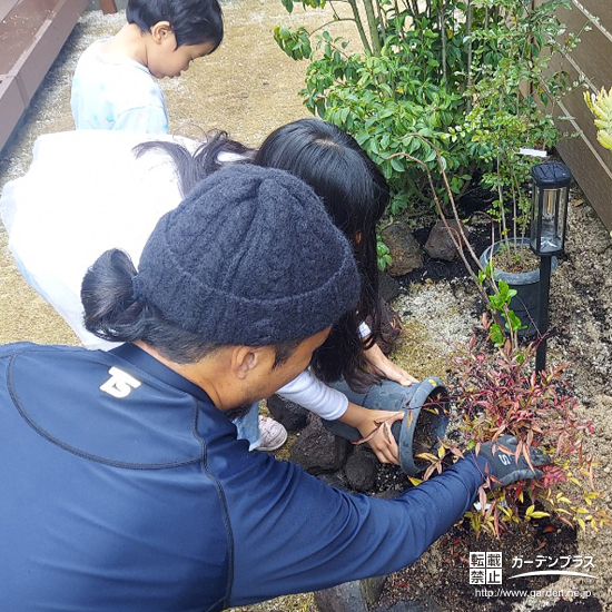 記念樹植樹の様子①