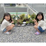 記念樹と記念撮影