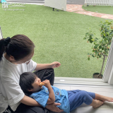 記念樹と記念撮影