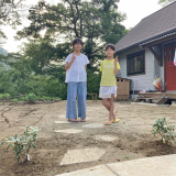記念樹と記念撮影