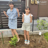 記念樹と記念撮影