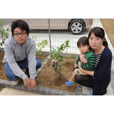 千葉県市原市レモンの植樹風景