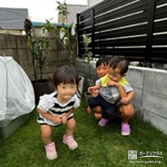 記念樹と記念撮影②