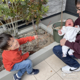 記念樹ブルーベリーの植樹の様子①