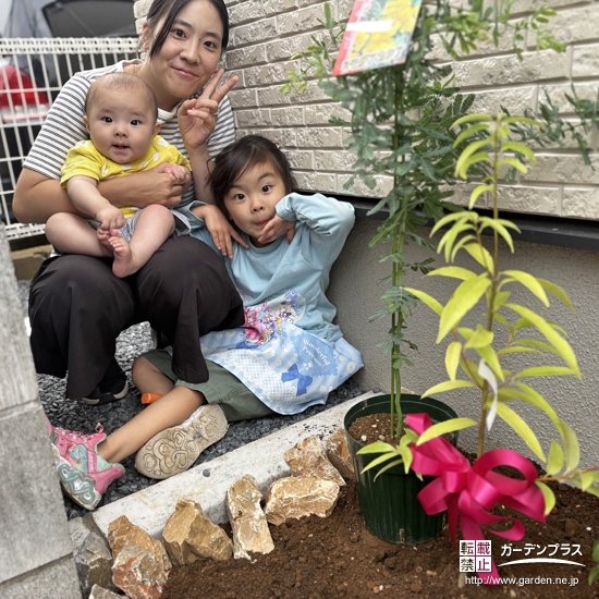 シラカシ・ミモザと記念撮影②