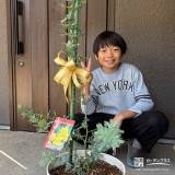 ミモザと記念撮影