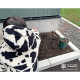 ユキヤナギ・ジューンベリーと記念撮影