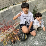 ヒメシャリンバイ・ナンテンと記念撮影