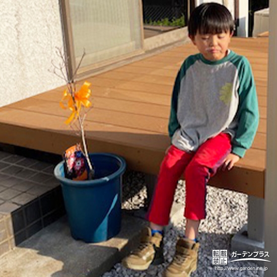 ハナミズキと記念撮影